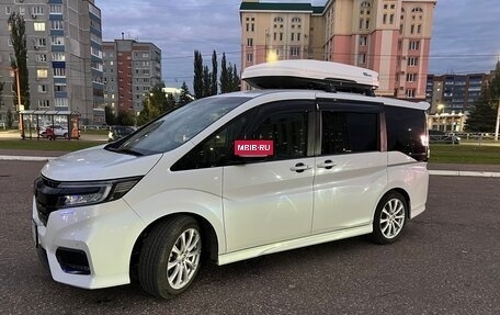 Honda Stepwgn IV, 2019 год, 2 600 000 рублей, 5 фотография