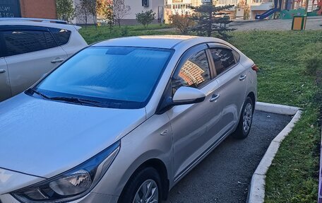 Hyundai Solaris II рестайлинг, 2019 год, 1 400 000 рублей, 1 фотография