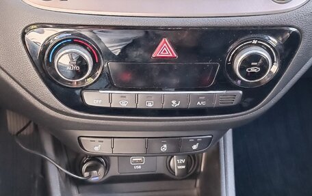 Hyundai Solaris II рестайлинг, 2019 год, 1 400 000 рублей, 6 фотография