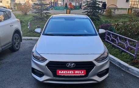 Hyundai Solaris II рестайлинг, 2019 год, 1 400 000 рублей, 3 фотография