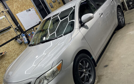 Toyota Camry, 2010 год, 1 230 000 рублей, 3 фотография