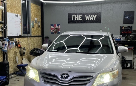Toyota Camry, 2010 год, 1 230 000 рублей, 1 фотография