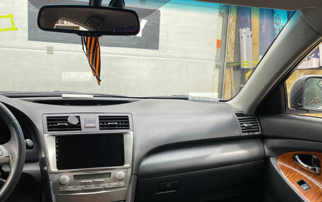 Toyota Camry, 2010 год, 1 230 000 рублей, 10 фотография