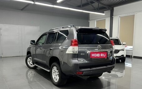 Toyota Land Cruiser Prado 150 рестайлинг 2, 2010 год, 2 445 000 рублей, 6 фотография