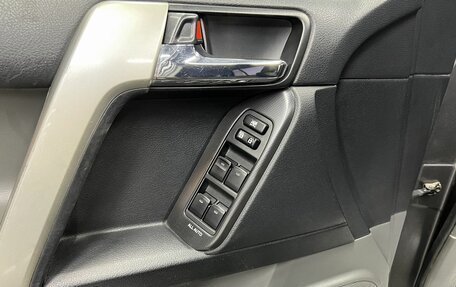 Toyota Land Cruiser Prado 150 рестайлинг 2, 2010 год, 2 445 000 рублей, 25 фотография