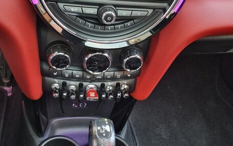 MINI Hatch, 2017 год, 2 680 000 рублей, 8 фотография