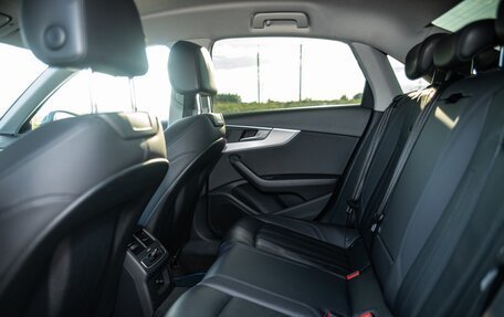 Audi A4, 2015 год, 2 250 000 рублей, 31 фотография