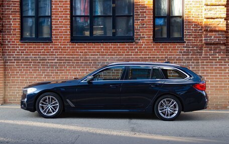 BMW 5 серия, 2019 год, 2 750 000 рублей, 24 фотография
