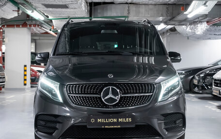 Mercedes-Benz V-Класс, 2020 год, 6 240 000 рублей, 3 фотография