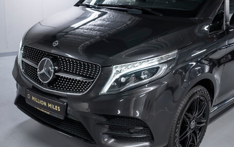 Mercedes-Benz V-Класс, 2020 год, 6 240 000 рублей, 2 фотография