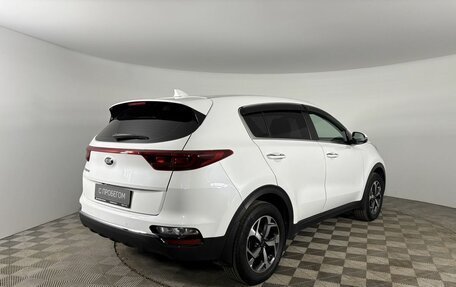 KIA Sportage IV рестайлинг, 2019 год, 1 899 000 рублей, 5 фотография