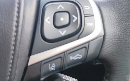 Toyota Harrier, 2016 год, 2 700 000 рублей, 9 фотография