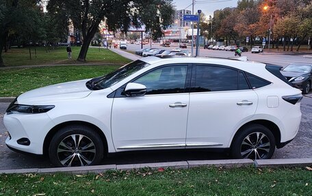 Toyota Harrier, 2016 год, 2 700 000 рублей, 18 фотография