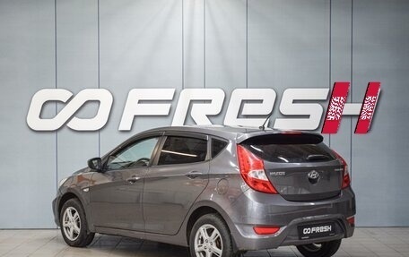 Hyundai Solaris II рестайлинг, 2012 год, 610 000 рублей, 2 фотография