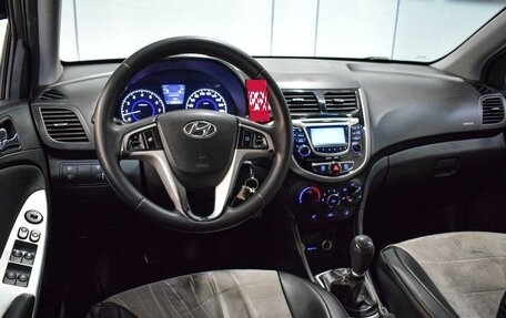 Hyundai Solaris II рестайлинг, 2012 год, 610 000 рублей, 6 фотография