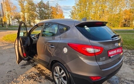 Hyundai ix35 I рестайлинг, 2015 год, 1 650 000 рублей, 2 фотография
