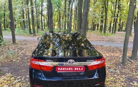 Toyota Camry, 2014 год, 2 150 000 рублей, 10 фотография