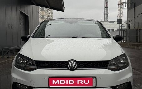 Volkswagen Polo VI (EU Market), 2018 год, 1 935 000 рублей, 1 фотография