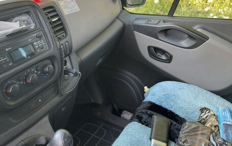 Renault Trafic, 2017 год, 2 100 000 рублей, 10 фотография