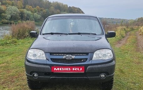 Chevrolet Niva I рестайлинг, 2011 год, 445 000 рублей, 4 фотография