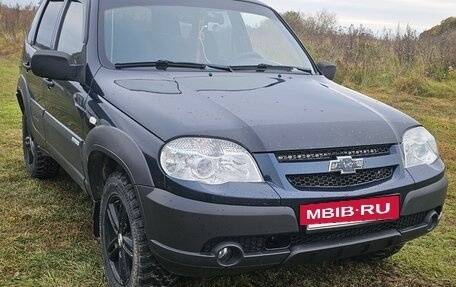 Chevrolet Niva I рестайлинг, 2011 год, 445 000 рублей, 5 фотография