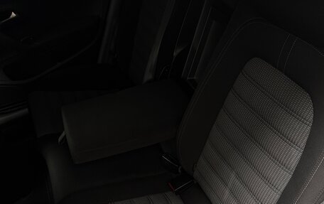 Volkswagen Polo VI (EU Market), 2018 год, 1 935 000 рублей, 28 фотография