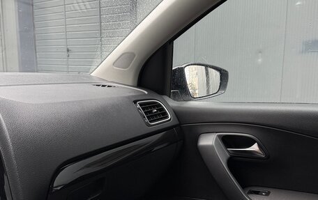 Volkswagen Polo VI (EU Market), 2018 год, 1 935 000 рублей, 26 фотография