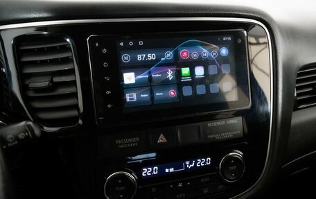 Mitsubishi Outlander III рестайлинг 3, 2017 год, 2 199 000 рублей, 19 фотография