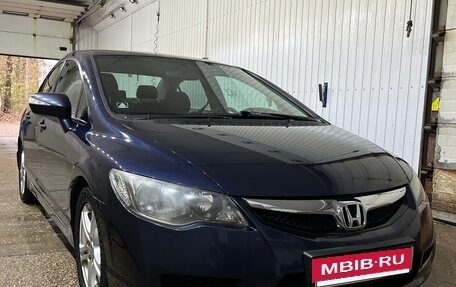Honda Civic VIII, 2011 год, 800 000 рублей, 2 фотография