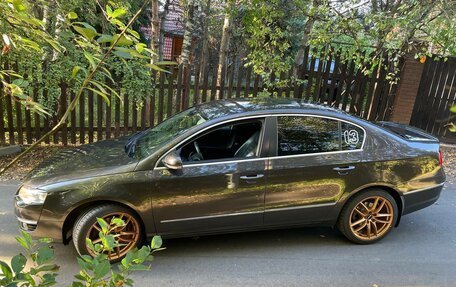 Volkswagen Passat B6, 2009 год, 850 000 рублей, 3 фотография