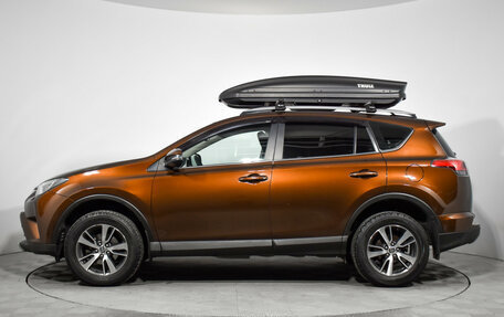 Toyota RAV4, 2017 год, 1 890 000 рублей, 8 фотография