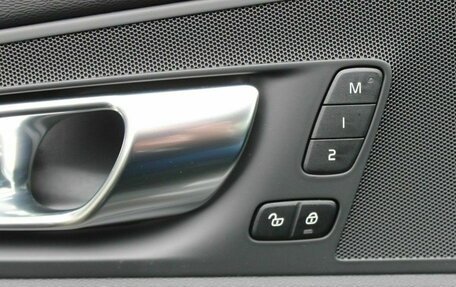 Volvo XC60 II, 2021 год, 4 208 000 рублей, 14 фотография