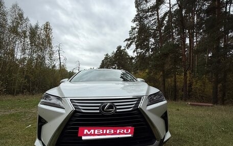 Lexus RX IV рестайлинг, 2018 год, 3 250 000 рублей, 13 фотография