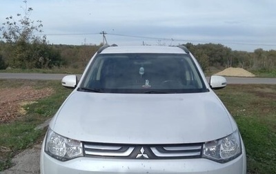 Mitsubishi Outlander III рестайлинг 3, 2013 год, 1 400 000 рублей, 1 фотография