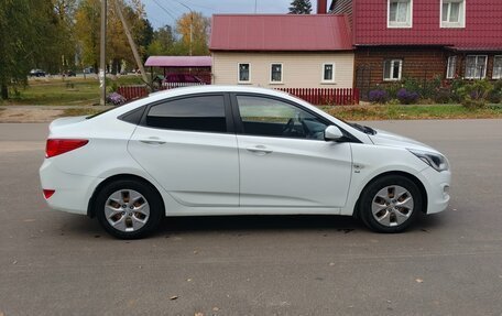 Hyundai Solaris II рестайлинг, 2016 год, 800 000 рублей, 4 фотография