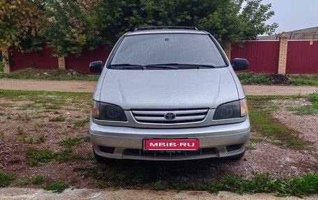 Toyota Sienna I, 2002 год, 770 000 рублей, 1 фотография