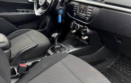 KIA Rio IV, 2017 год, 1 100 000 рублей, 5 фотография