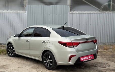 KIA Rio IV, 2017 год, 1 100 000 рублей, 3 фотография