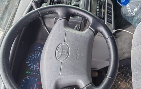 Toyota Sienna I, 2002 год, 770 000 рублей, 6 фотография