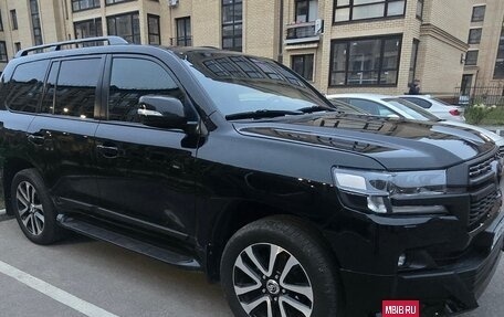 Toyota Land Cruiser 200, 2010 год, 3 600 000 рублей, 2 фотография