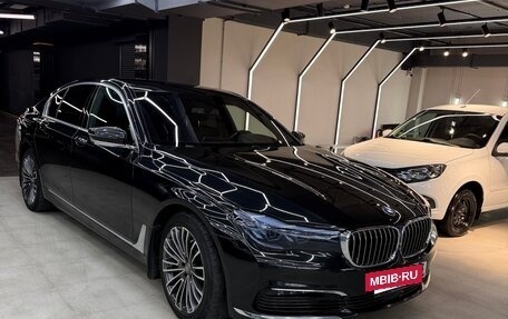 BMW 7 серия, 2017 год, 3 800 000 рублей, 4 фотография