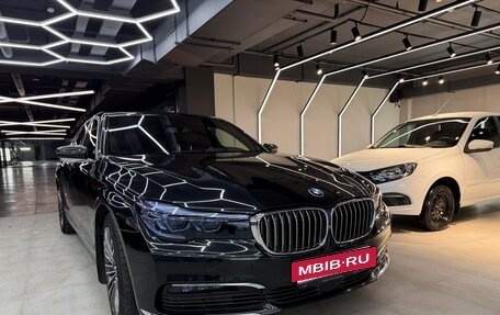 BMW 7 серия, 2017 год, 3 800 000 рублей, 2 фотография