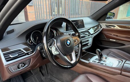 BMW 7 серия, 2017 год, 3 800 000 рублей, 14 фотография