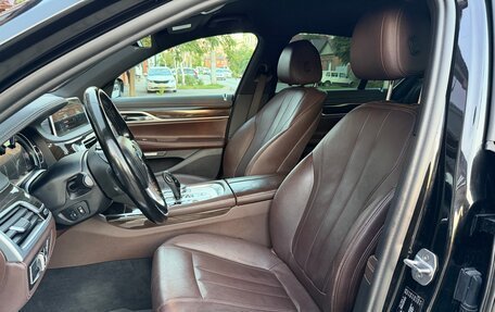 BMW 7 серия, 2017 год, 3 800 000 рублей, 15 фотография