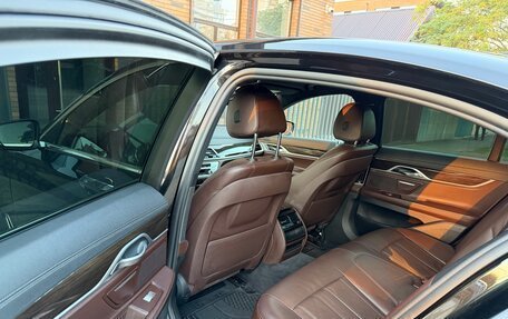 BMW 7 серия, 2017 год, 3 800 000 рублей, 17 фотография