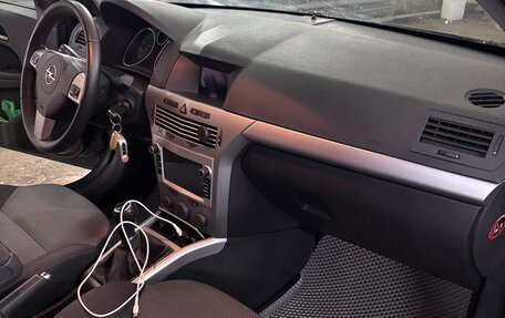 Opel Astra H, 2011 год, 970 000 рублей, 13 фотография