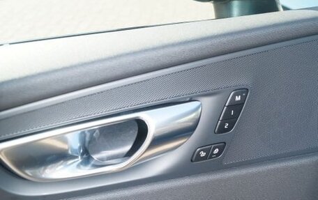 Volvo XC60 II, 2024 год, 6 103 000 рублей, 7 фотография