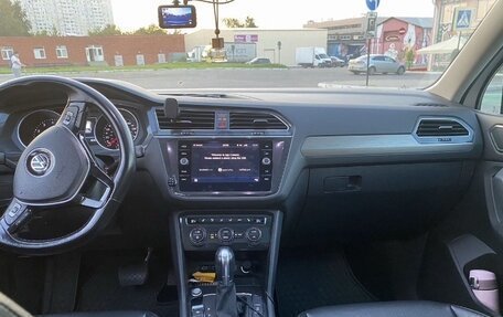 Volkswagen Tiguan II, 2017 год, 1 990 000 рублей, 13 фотография