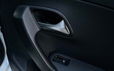 Volkswagen Polo VI (EU Market), 2014 год, 890 000 рублей, 26 фотография