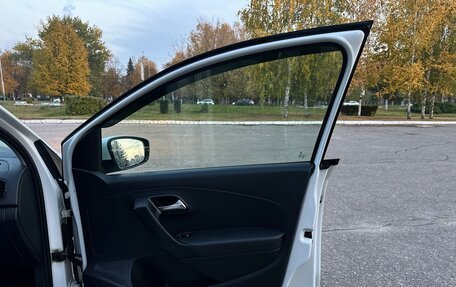 Volkswagen Polo VI (EU Market), 2014 год, 890 000 рублей, 23 фотография